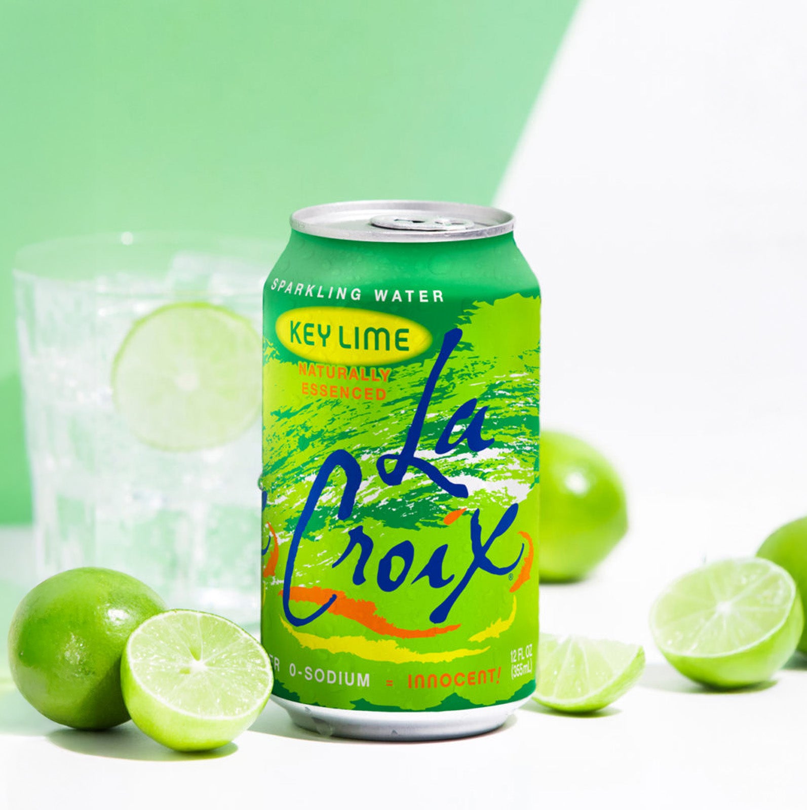 LaCroix Naturally Essenced Sparkling Water 355mL x 8